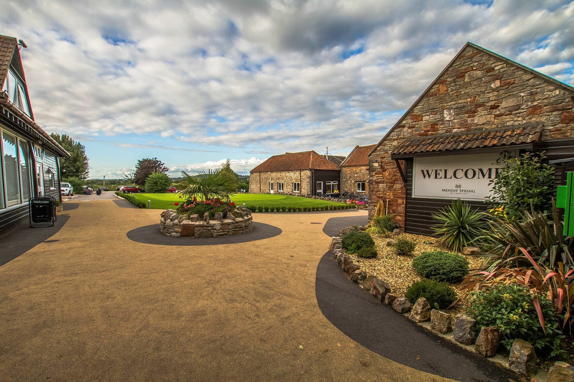 Mendip Spring Golf And Country Club